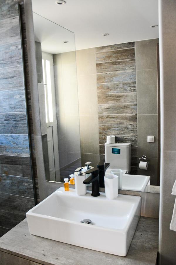 Dafni Luxury Suites アテネ エクステリア 写真